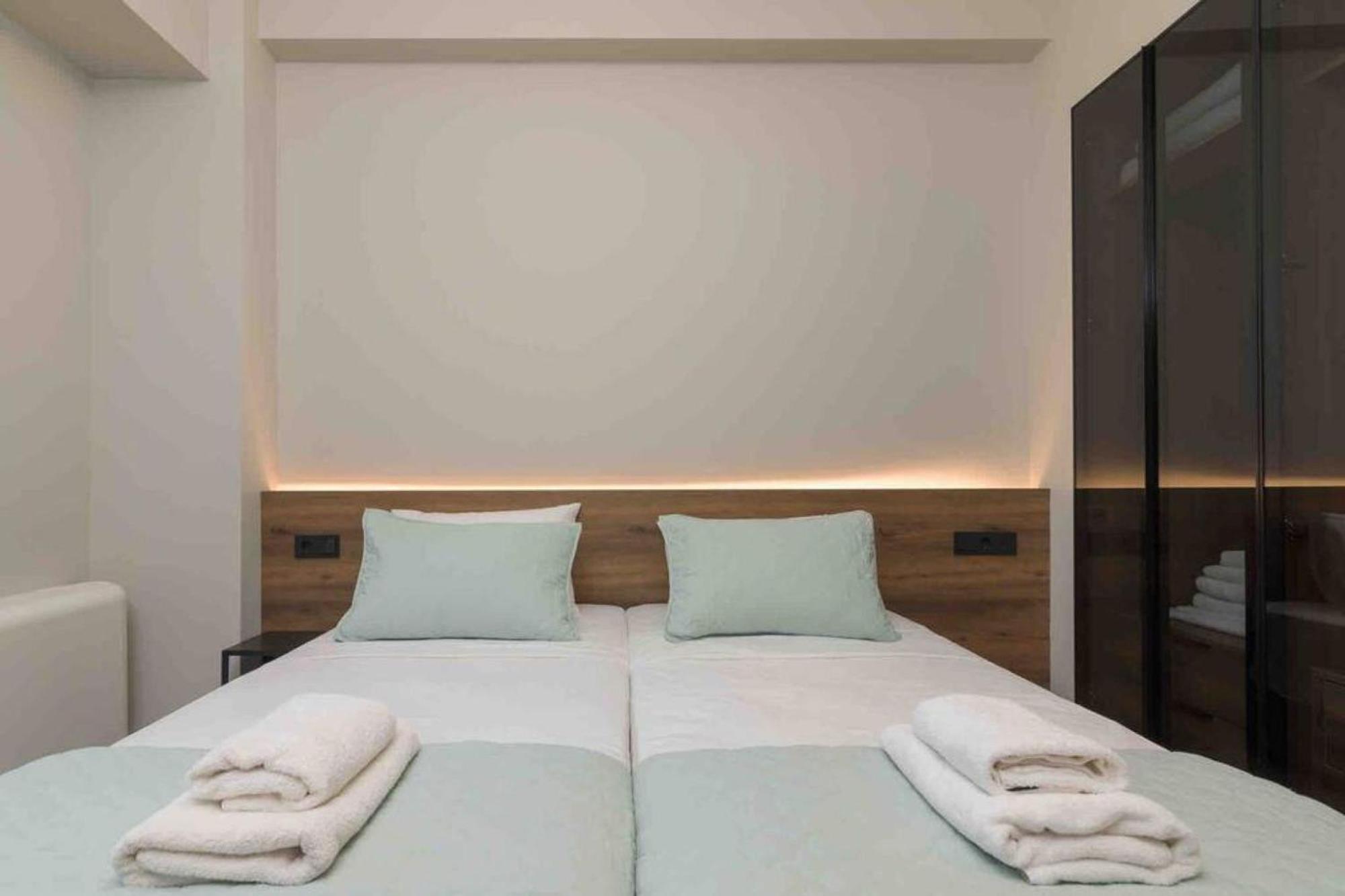Ferienwohnung Blue Pearl At Glufada Sea Side Athen Exterior foto
