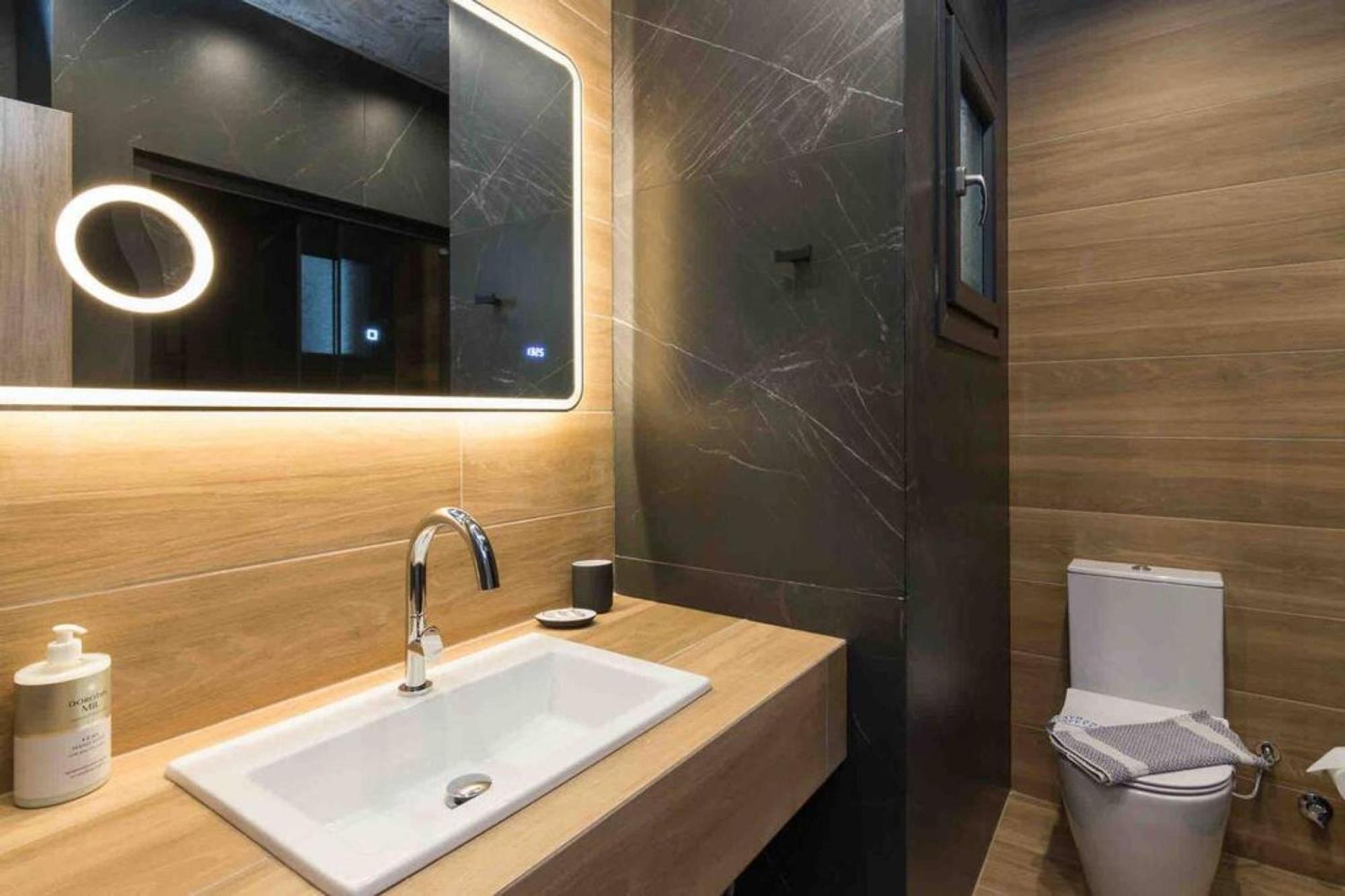 Ferienwohnung Blue Pearl At Glufada Sea Side Athen Exterior foto